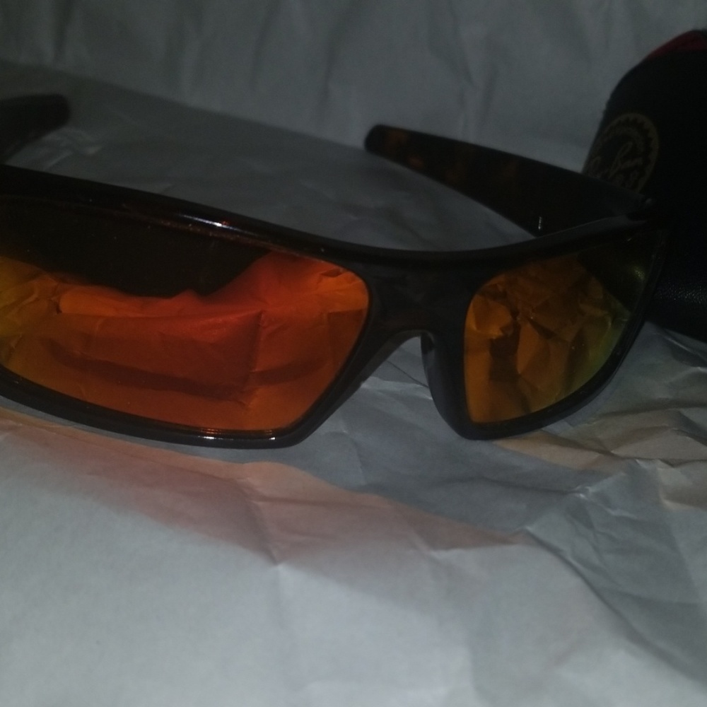 Oakley -Gascans - Picture 3 of 3